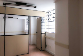 Sala Comercial para Alugar, 71 m² em Centro - São Paulo