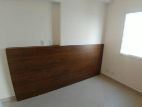 Apartamento com 2 Quartos para Alugar, 65 m² em Vila Curuçá - Santo André