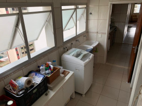 Apartamento com 4 Quartos à Venda, 145 m² em Pinheiros - São Paulo