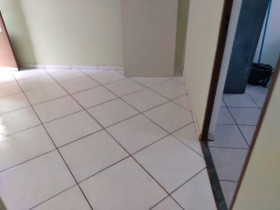 Casa de Condomínio com 2 Quartos à Venda, 40 m²em Jardim Santo Expedito - Guarulhos