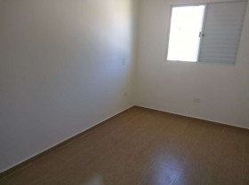 Casa de Condomínio com 2 Quartos à Venda, 77 m² em Taboão - São Roque