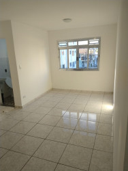 Apartamento com 2 Quartos à Venda ou Locação, 60 m² em Metalúrgicos - Osasco