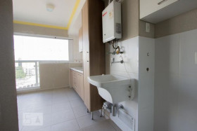 Apartamento com 2 Quartos para Alugar, 75 m² em Vila Andrade - São Paulo