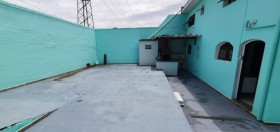 Casa com 2 Quartos para Alugar, 246 m²em Vila Granada - São Paulo