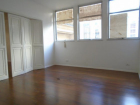 Apartamento com 3 Quartos para Alugar, 234 m² em Santa Cecília - São Paulo