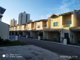 Casa com 3 Quartos à Venda, 120 m² em Messejana - Fortaleza
