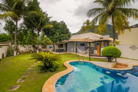 Casa com 5 Quartos à Venda, 520 m² em Recreio dos Bandeirantes - Rio de Janeiro