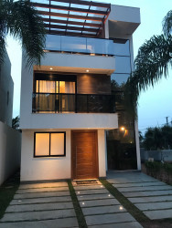 Casa de Condomínio com 4 Quartos à Venda, 146 m² em Parque Rincão - Cotia