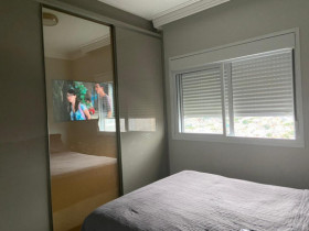 Apartamento com 2 Quartos à Venda, 54 m² em Umuarama - Osasco