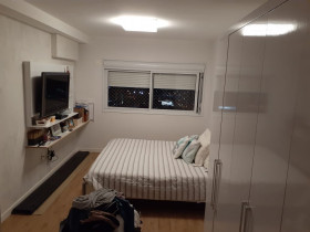 Apartamento com 4 Quartos à Venda, 202 m² em água Branca - São Paulo