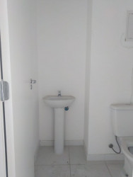 Sala Comercial à Venda ou Locação, 35 m² em Centro - Osasco