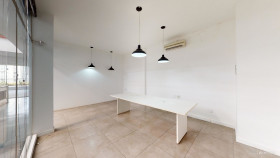 Sala Comercial à Venda ou Locação, 1.084 m² em Cerqueira César - São Paulo