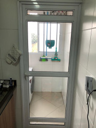 Apartamento com 3 Quartos para Alugar, 70 m² em Jardim Caboré - São Paulo