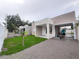Casa com 3 Quartos à Venda, 150 m² em Capão Novo - Capão Da Canoa