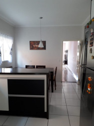 Casa de Condomínio com 3 Quartos à Venda, 150 m² em Jardim Caiapia - Cotia