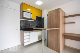 Apartamento com 1 Quarto para Alugar, 40 m² em Jardim Ampliação - São Paulo