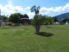 Casa com 4 Quartos à Venda, 570 m² em Várzea - Teresópolis