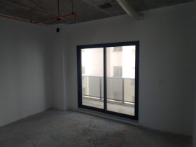 Sala Comercial à Venda ou Locação, 35 m² em Centro - Osasco