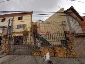 Sobrado com 3 Quartos para Alugar, 90 m² em Itaquera - São Paulo
