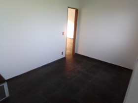 Apartamento com 3 Quartos à Venda, 80 m² em Maria Paula - São Gonçalo