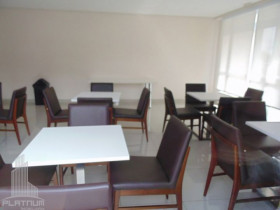 Apartamento com 2 Quartos para Alugar, 69 m² em Vila Moinho Velho - São Paulo