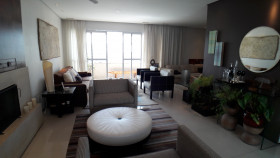 Apartamento com 3 Quartos à Venda, 248 m² em Vila Suzana - São Paulo