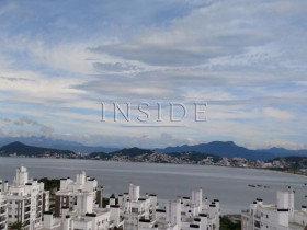 Cobertura com 3 Quartos à Venda, 113 m² em Abraão - Florianópolis