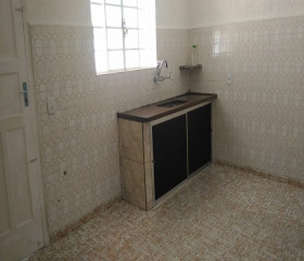 Casa com 3 Quartos para Alugar, 200 m² em Cidade Mãe Do Céu - São Paulo
