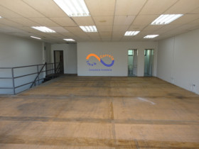 Galpão para Alugar, 1.000 m² em Tamboré - Barueri
