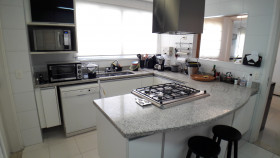 Apartamento com 3 Quartos à Venda, 248 m² em Vila Suzana - São Paulo