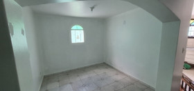 Casa com 2 Quartos para Alugar, 246 m²em Vila Granada - São Paulo