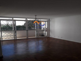 Apartamento com 3 Quartos à Venda ou Locação, 105 m² em Vila Uberabinha - São Paulo