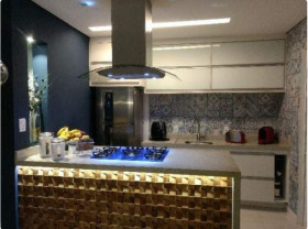 Apartamento com 2 Quartos à Venda, 65 m² em Marapé - Santos