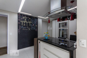 Apartamento com 4 Quartos à Venda, 190 m² em Jardim Vazani - São Paulo