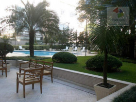 Apartamento com 4 Quartos à Venda ou Locação, 550 m² em Higienópolis - São Paulo