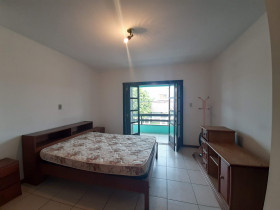 Sobrado com 4 Quartos à Venda, 185 m² em Capão Novo - Capão Da Canoa