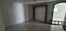 Casa com 2 Quartos para Alugar, 246 m²em Vila Granada - São Paulo