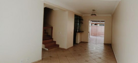 Casa de Condomínio com 3 Quartos à Venda, 70 m² em Vila Flores - Sumaré