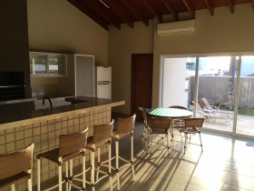 Casa de Condomínio com 3 Quartos à Venda, 308 m² em Jardim Residencial Villa Suíça - Indaiatuba