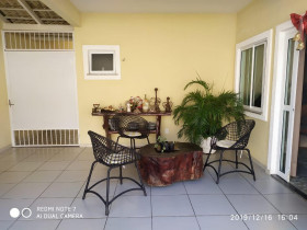 Casa com 3 Quartos à Venda, 120 m² em Messejana - Fortaleza