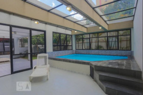 Apartamento com 2 Quartos para Alugar, 48 m² em Pinheiros - São Paulo