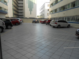 Kitnet com 1 Quarto à Venda, 40 m² em Caiçara - Praia Grande
